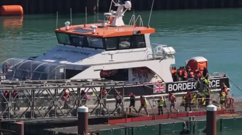 Initial UK Legal Appeal Submitted Against Migrant Return Agreement